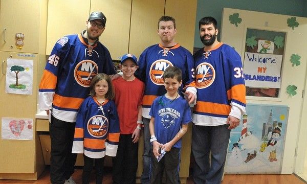 20150311.03 NY Islanders Visit Pediatrics