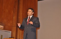Joselo Lucero spoke at Stony Brook University on Wednesday about bullying and hate crimes. Photo by Jimin Kim (Mar. 5, 2014)